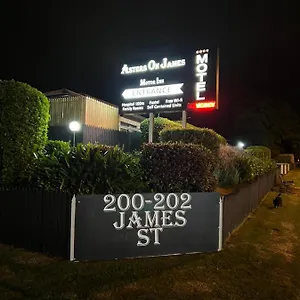 *** Motel Asters On Motor Australia