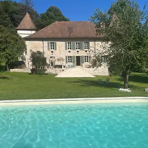 Gasthuis Domaine Du Tres-haut - Chateau De, Montanges